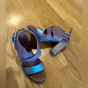 Sofft heeled leather sandals